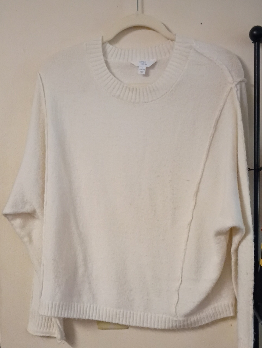 Time And Tru Women's Cream Crewneck Sweater Size Large